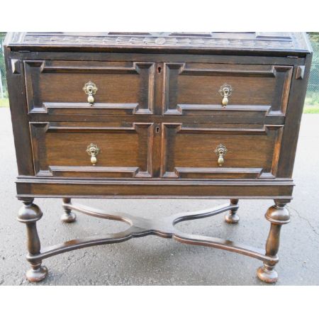 Original antiker Sekretär aus geschnitzter Eiche, 1920