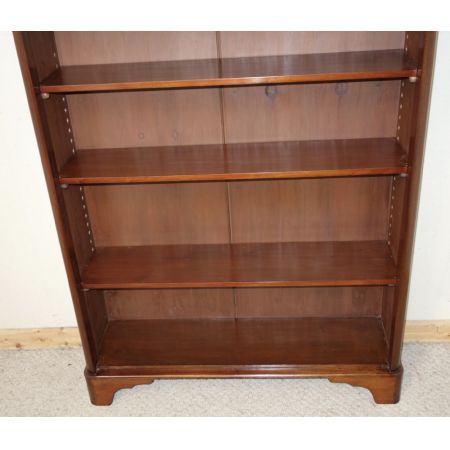 Schöner original viktorianischer Bücherschrank / Bücherregal Massivholz Mahagoni 1850 