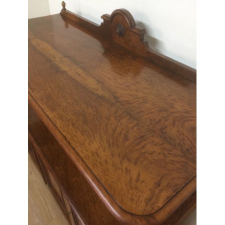 Original viktorianisches Eiche Massivholz Sideboard 1870