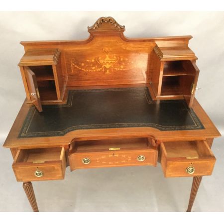 Antiker viktorianischer Ladies Desk aus Mahagoni Massivholz, 1890
