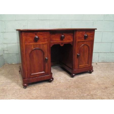 Großartiger antiker viktorianischer Mahagoni Pedestal Schreibtisch britisch, 1880