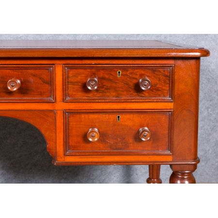 Hochqualitativer antiker viktorianischer Schreibtisch, 19. Jahrhundert, Mahagoni