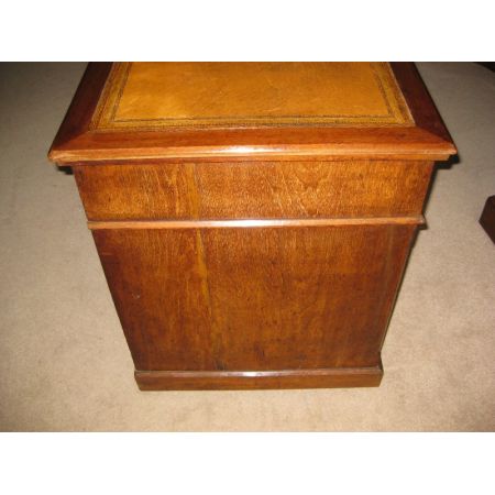 Spätviktorianischer original antiker Schreibtisch, Walnuss, 1860