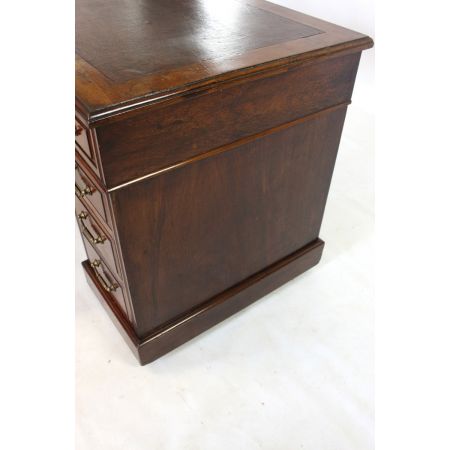 Edwardianischer antiker Nussbaum Twin Pedestal Desk original antik