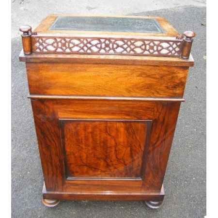 Attraktiver viktorianischer antiker Davenport Schreibtisch, Walnuss, 19. Jahrhundert