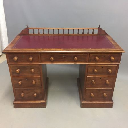 Herrliches antiker Viktorianischer Mahagoni Schreibtisch, 1890