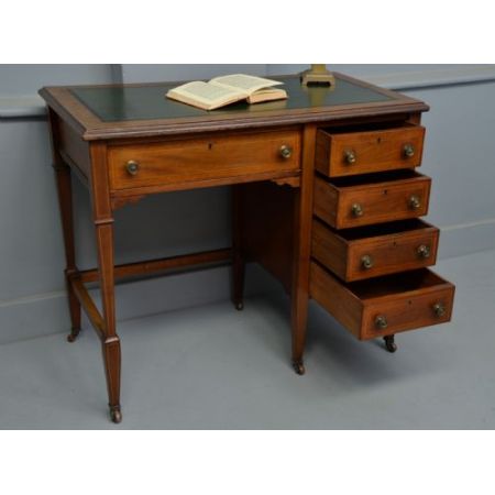 Eleganter Original antiker Edwardian Ladies Desk, Mahagoni Massivholz, 1900