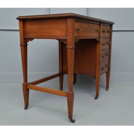 Eleganter Original antiker Edwardian Ladies Desk, Mahagoni Massivholz, 1900