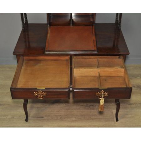 Attraktiver, kleiner antiker Viktorianischer Bonheur du Jour Schreibtisch, Mahagoni Massivholz