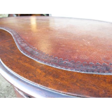 Edwardianischer antiker Scheibtisch aus Mahagoni, nierenförmig, 19. Jahrhundert