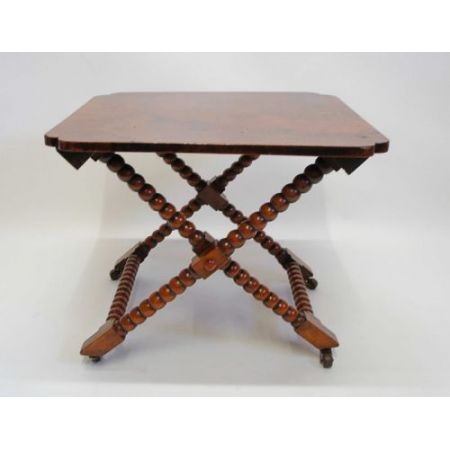 Eleganter antiker original Viktorianischer Beistelltisch, Walnuss, Gepäckablage, 19. Jahrhundert