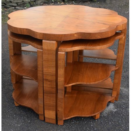Antiker Original Art Deco, Quintetto Nest of Tables, 1930, Walnuss