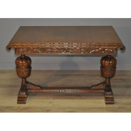 Original antiker, großer Vintage Esstisch, geschnitzte Eiche, 1920