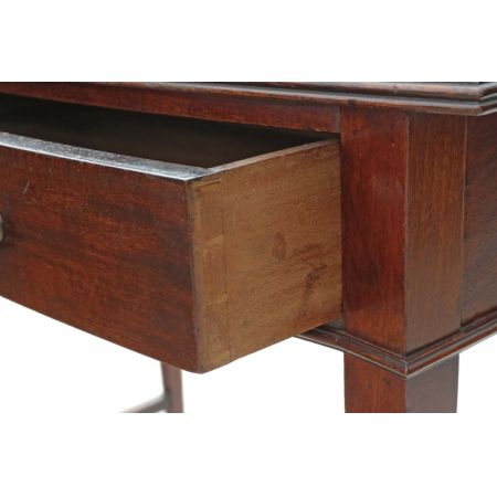 Feiner antiker Viktorianischer Mahagoni Bow Front Schreibtisch, 1900