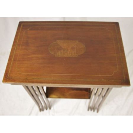 Original Mahagoni Nest of Tables Quartett, Edwardian um 1900