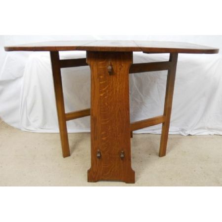 Kleiner Beistelltisch aus Eiche, Original von 1910