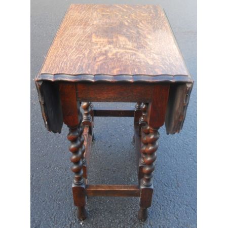 Antiker Eichentisch original englisch für 4 Personen, 1920