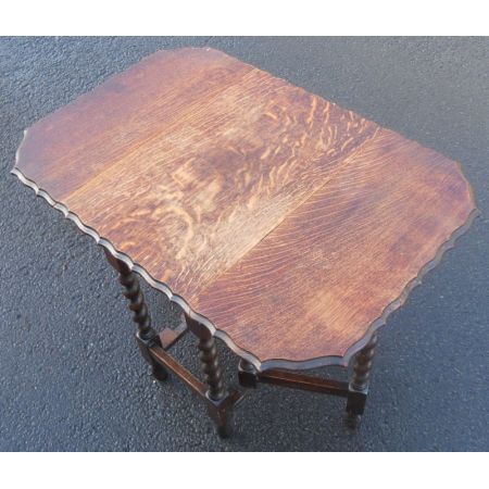 Antiker Eichentisch original englisch für 4 Personen, 1920