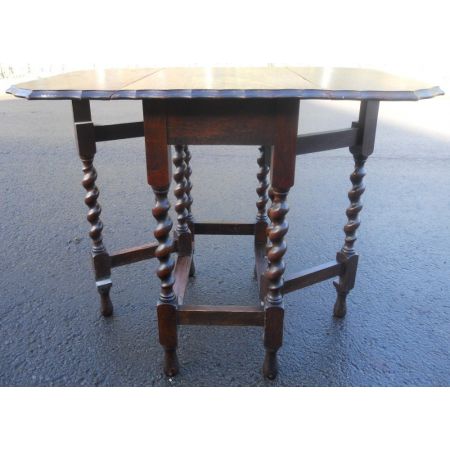 Antiker Eichentisch original englisch für 4 Personen, 1920