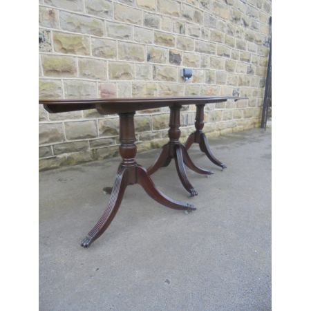 Englischer original antiker Esstisch, Mahagoni, auf drei Beinen, 1910