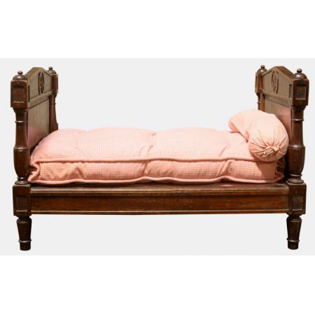 Miniatur-Bett im Directoire-Stil, frühes 19. Jahrhundert, Mahagoni