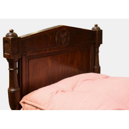 Miniatur-Bett im Directoire-Stil, frühes 19. Jahrhundert, Mahagoni