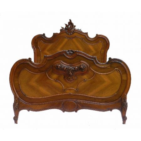 Französisches antikes englisches Bett, 19. Jahrhundert, Walnuss, Rokoko