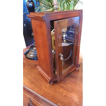 Antike Klassische Kaminuhr, 1900, Mahagoni Massivholz