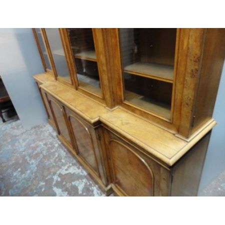 Hochwertiges Breakfront Bücherregal Eiche, 19. Jahrhundert