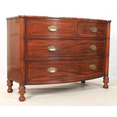 Schöne original antike Regency Bogen Kommode Massives Mahagoni 1810