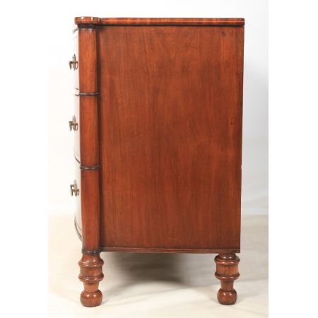 Schöne original antike Regency Bogen Kommode Massives Mahagoni 1810