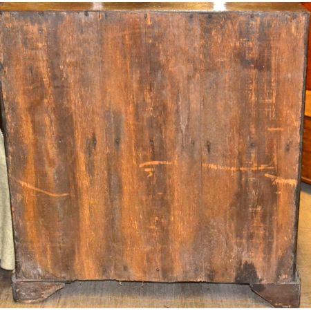 Sekretär aus dem 19. JH in Padoukholz