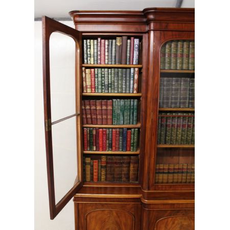 Original viktorianisches Breakfront Mahagoni Bücherregal massiv antik 1850