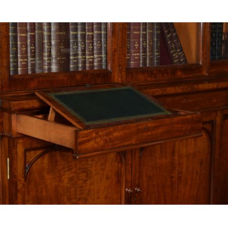 Viktorianischer Mahagoni Breakfront Bücherschrank antik mit Sekretär massiv 1850