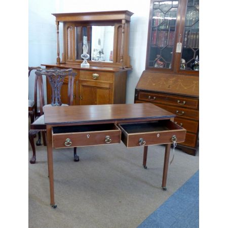 Englischer antiker Beistelltisch Mahagoni massiv 1860