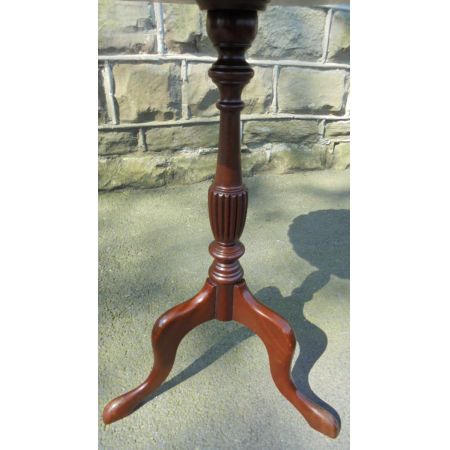 Antiker Beistelltisch Weintisch Nussbaum massiv 1910