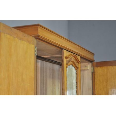 Großer edwardischer Kleiderschrank original antik Nussbaum Massiv 1890