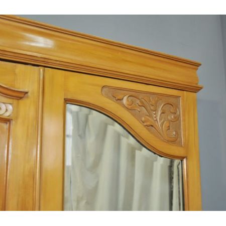 Großer edwardischer Kleiderschrank original antik Nussbaum Massiv 1890