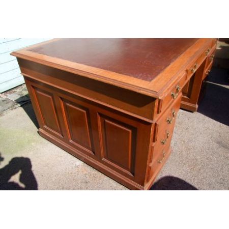 Antiker Mahagoni Schreibtisch Massiv englisch 1850