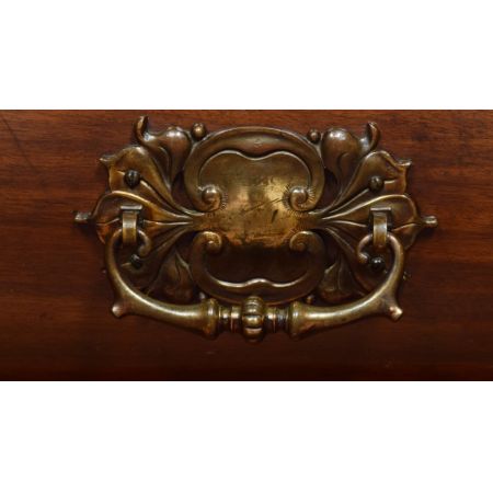 Englisches antikes Nussbaum Massivholz Sideboard 1880