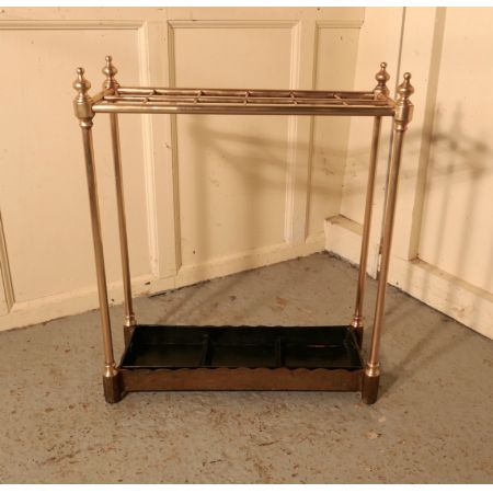 Großer original viktorianischer Messing und Roheisen Spazierstock- oder Schirmständer Garderobe original antik 1850