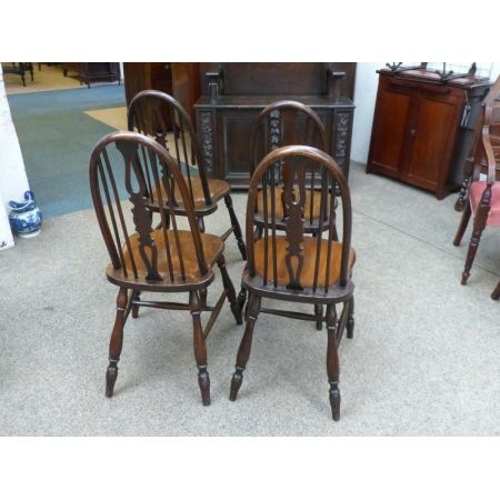 Englischer antiker Satz von 4 massiven Landstühlen 1920