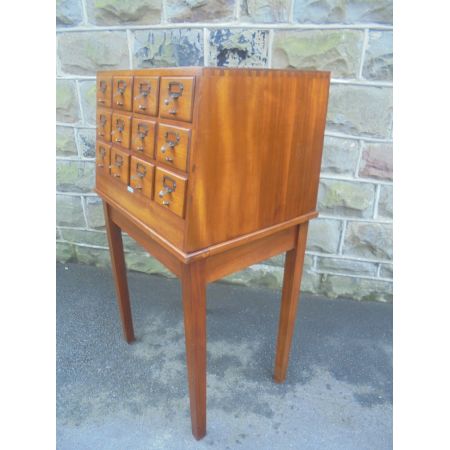 Original antiker Nussbaum Aktenschrank Kommode Filing Cabinet massiv englisch 1920