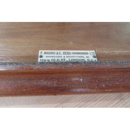 Original Antike massive Mahagoni Vitrine 1910