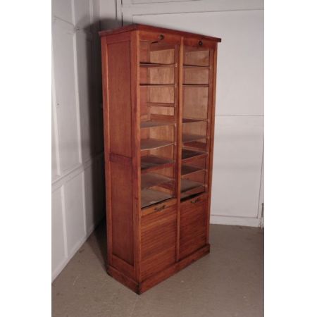 Hoher original antiker Art Deco Aktenschrank Filing Cabinet Eiche massiv 1910