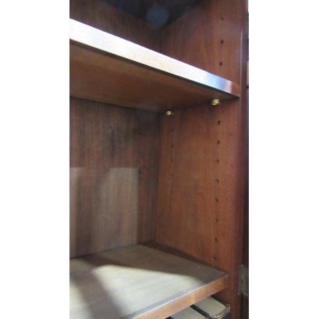 Viktorianischer Nussbaum Bücherschrank Massivholz antik englisch 1850