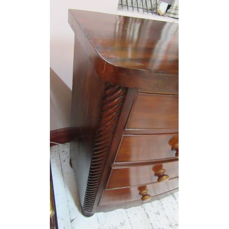 Antike Original Englische Vikotrianische Mahagoni Massivholz Bug Front Kommode 1860