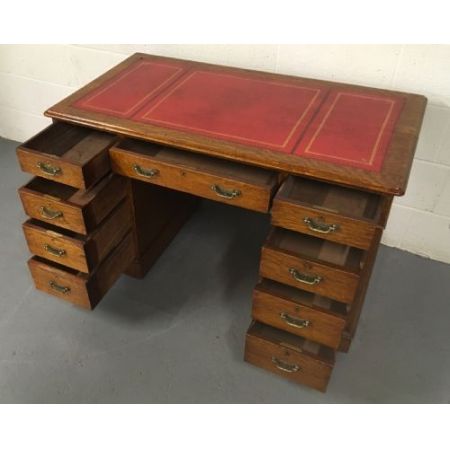 Antiker viktorianischer Pedestal Schreibtisch Eiche englisch 1850