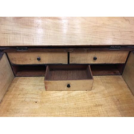 Antiker viktorianischer Grat Nussbaum Davenport Sekretär aus der Mitte des 19. JH.