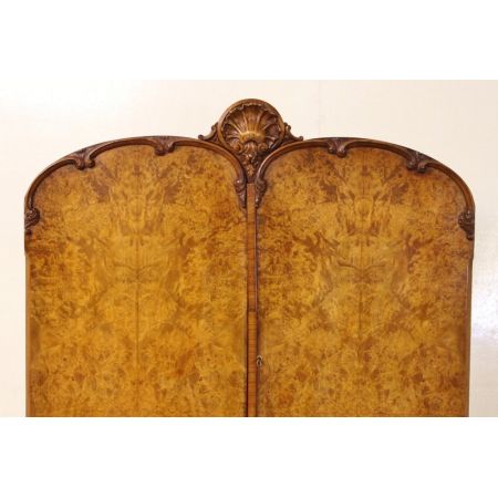 Original Nussbaum Wurzelholz Kleiderschrank Linen Press englisch 1930